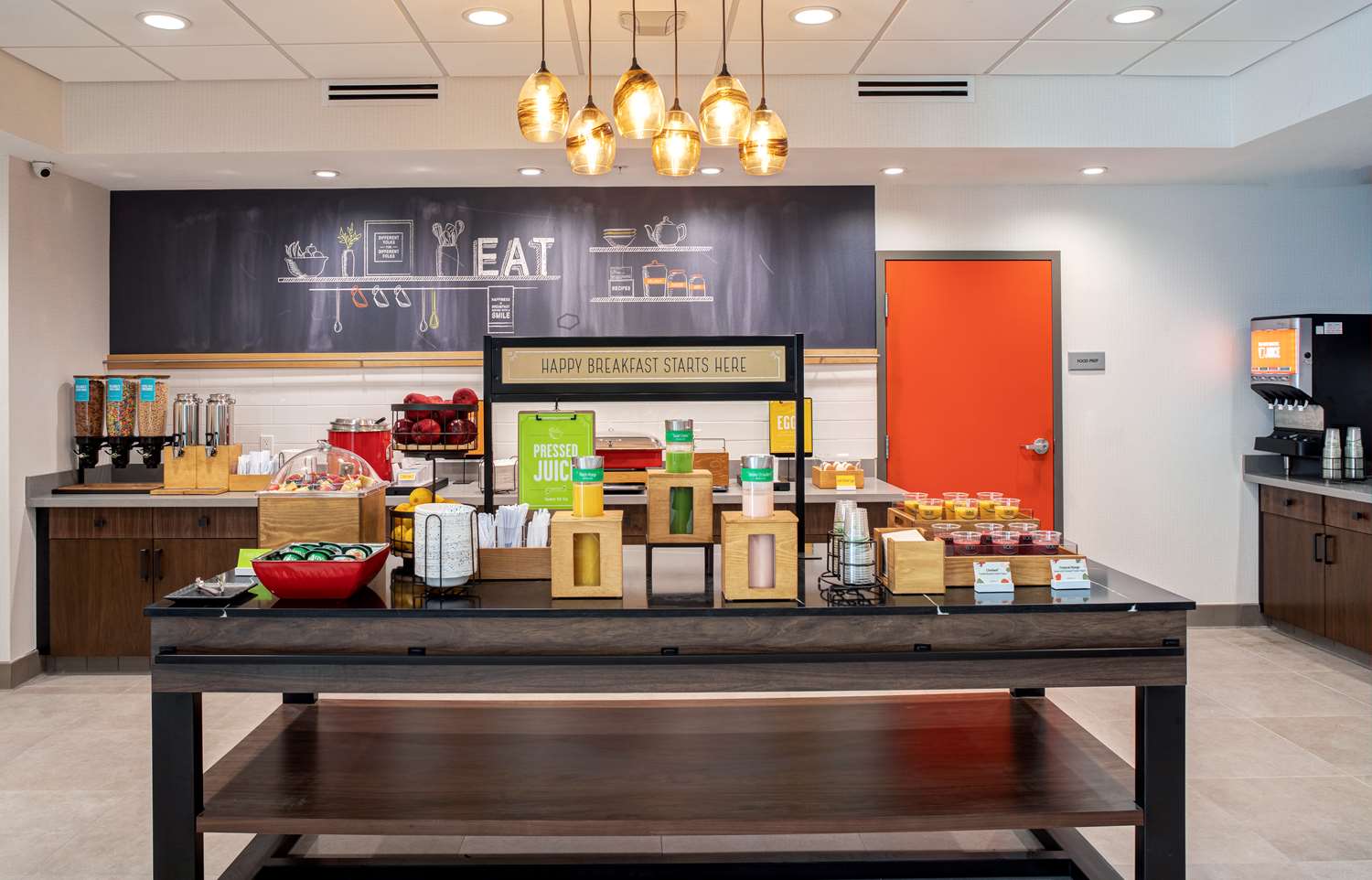 Фото Hampton Inn & Suites Indio