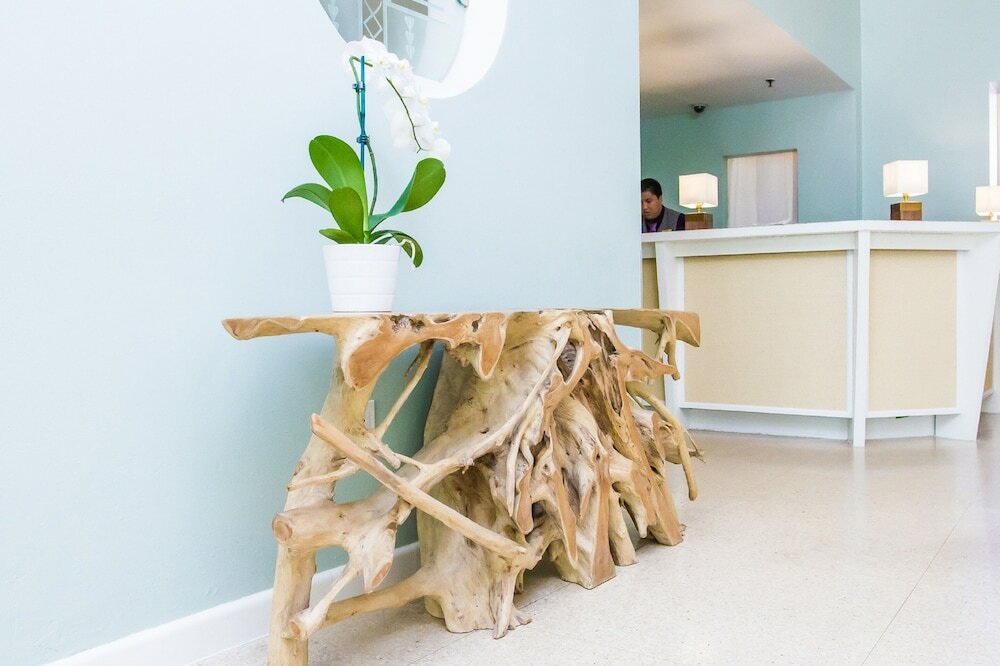 Фото Suites of Dorchester