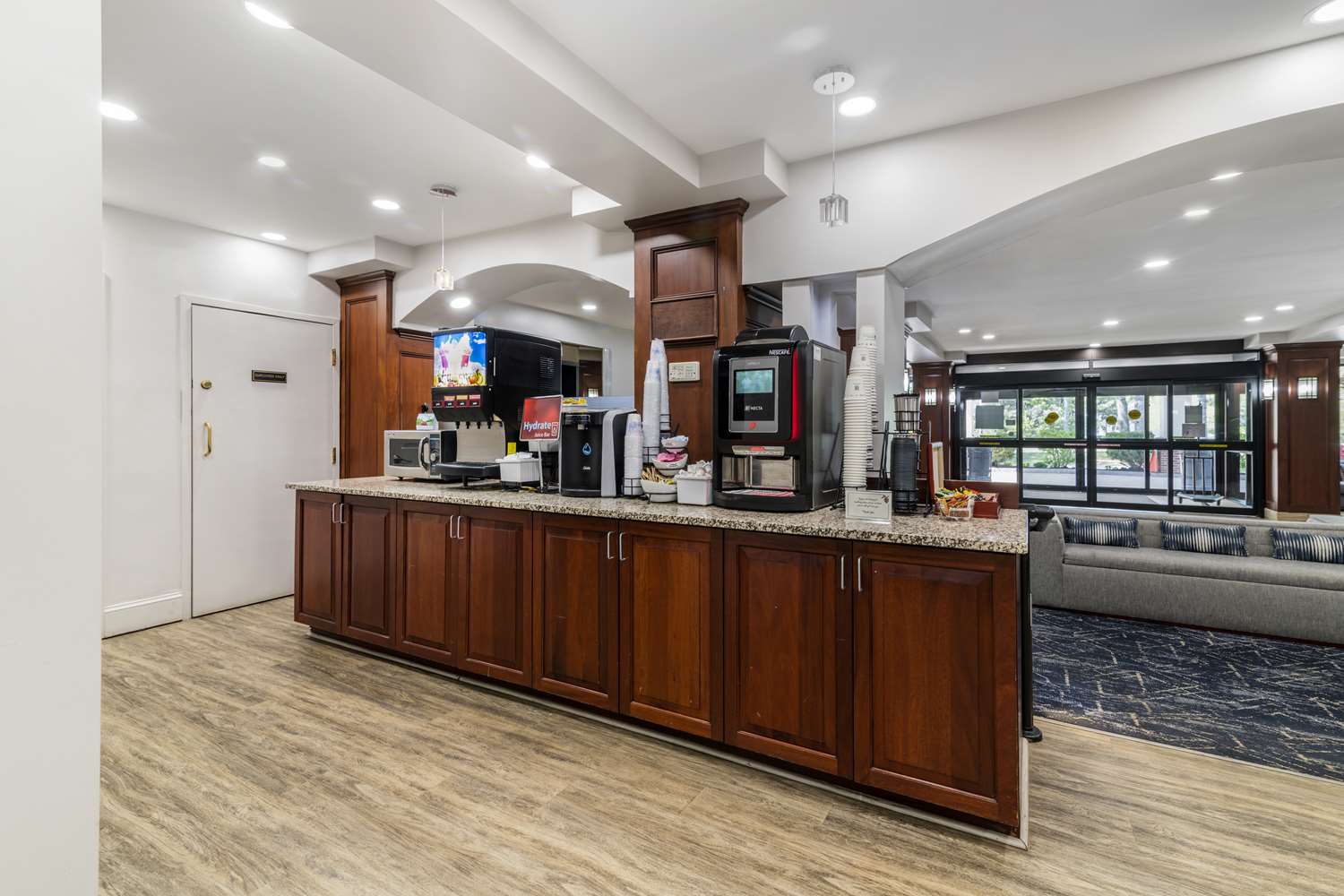 Фото Best Western Plus Brunswick Bath