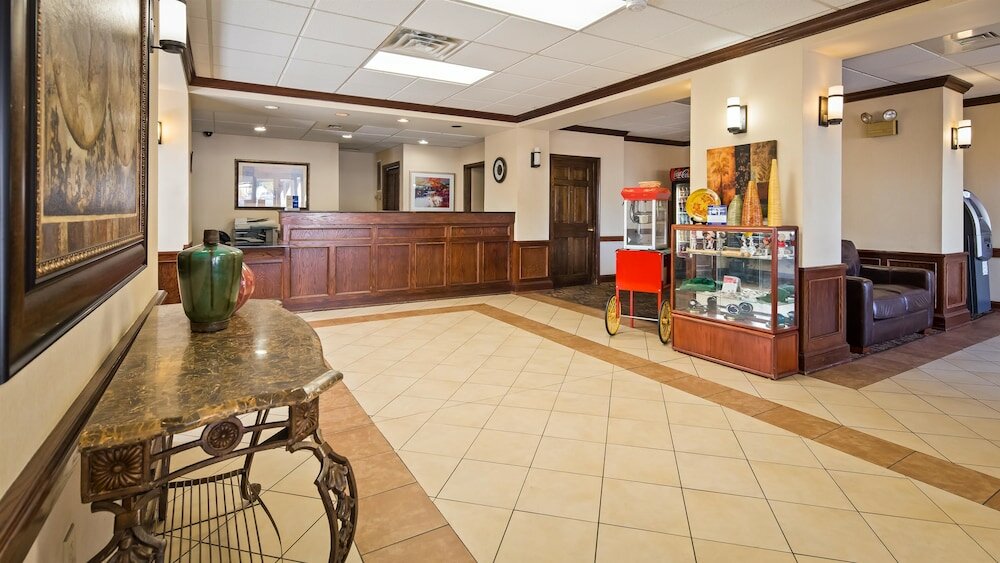 Фото Quality Inn & Suites