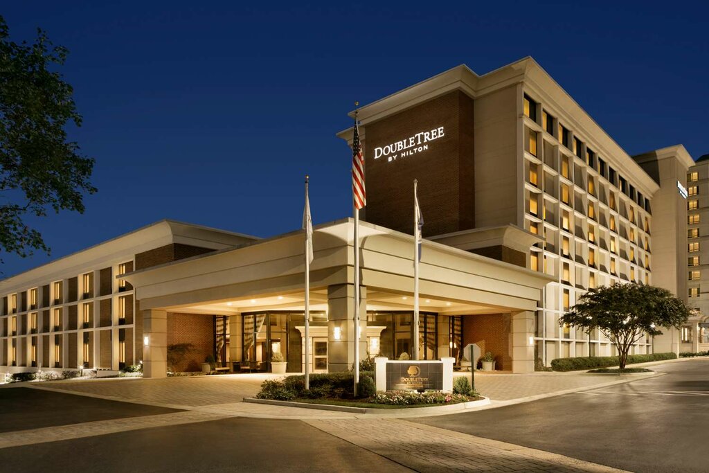 Hotel Doubletree by Hilton McLean Tysons, McLean, photo