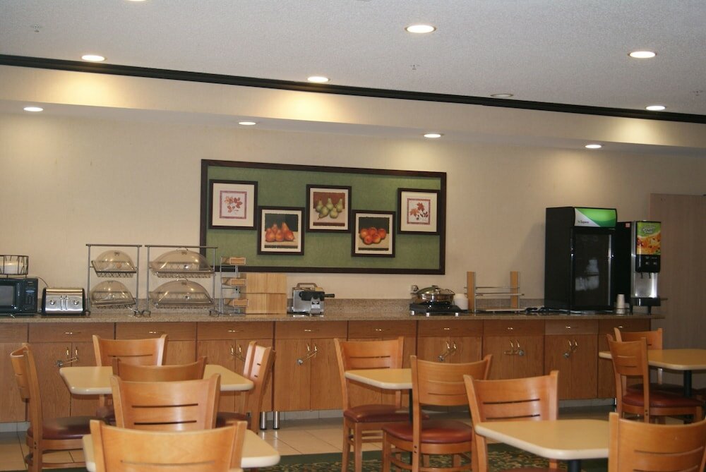 Фото Baymont by Wyndham Coon Rapids