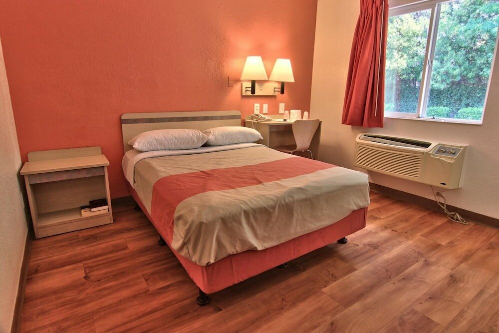 Фото Motel 6 Sacramento, Ca - South