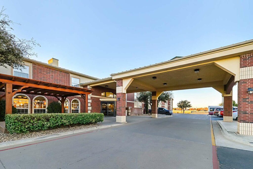 Hotel Quality Inn & Suites, Lubbock, photo