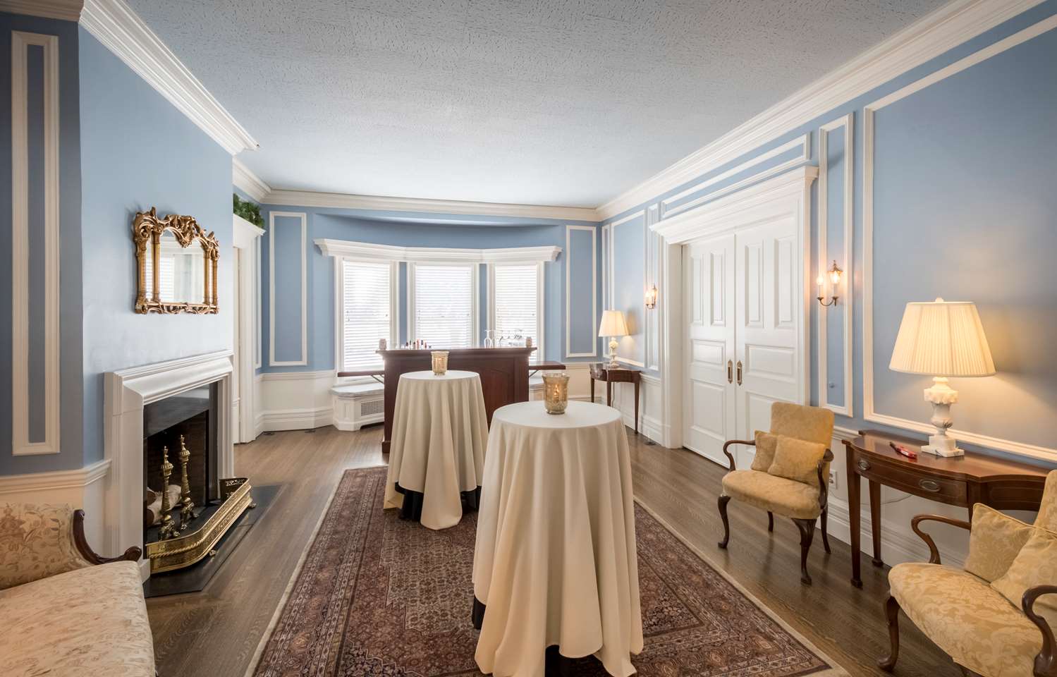 Фото The Strathallan Rochester Hotel & Spa- A DoubleTree by Hilton