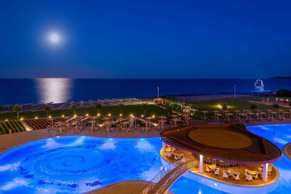 Фото Elysium Resort & SPA