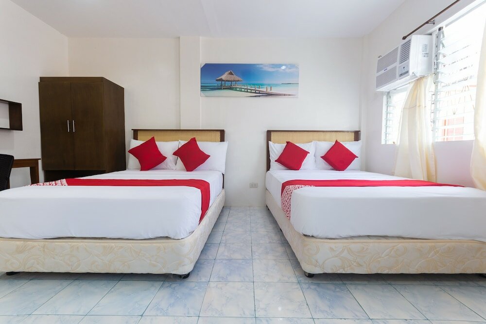 Фото Oyo 556 3j's And K Apartment