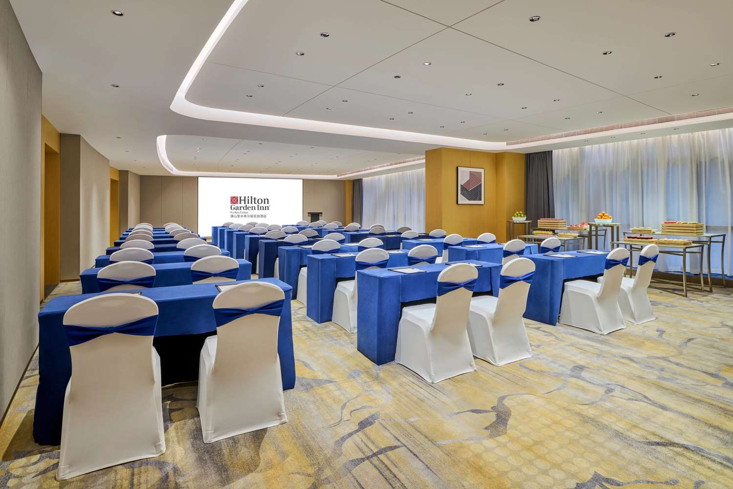 Фото Hilton Garden Inn Foshan Lishui