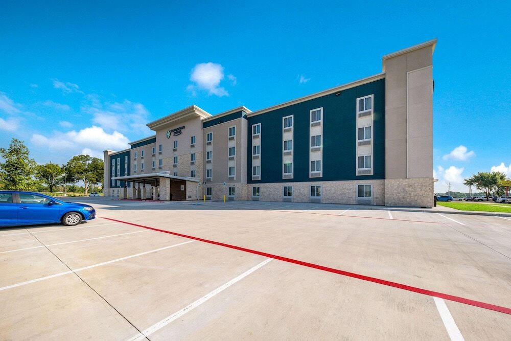 Фото WoodSpring Suites Dallas Plano Central Legacy Drive