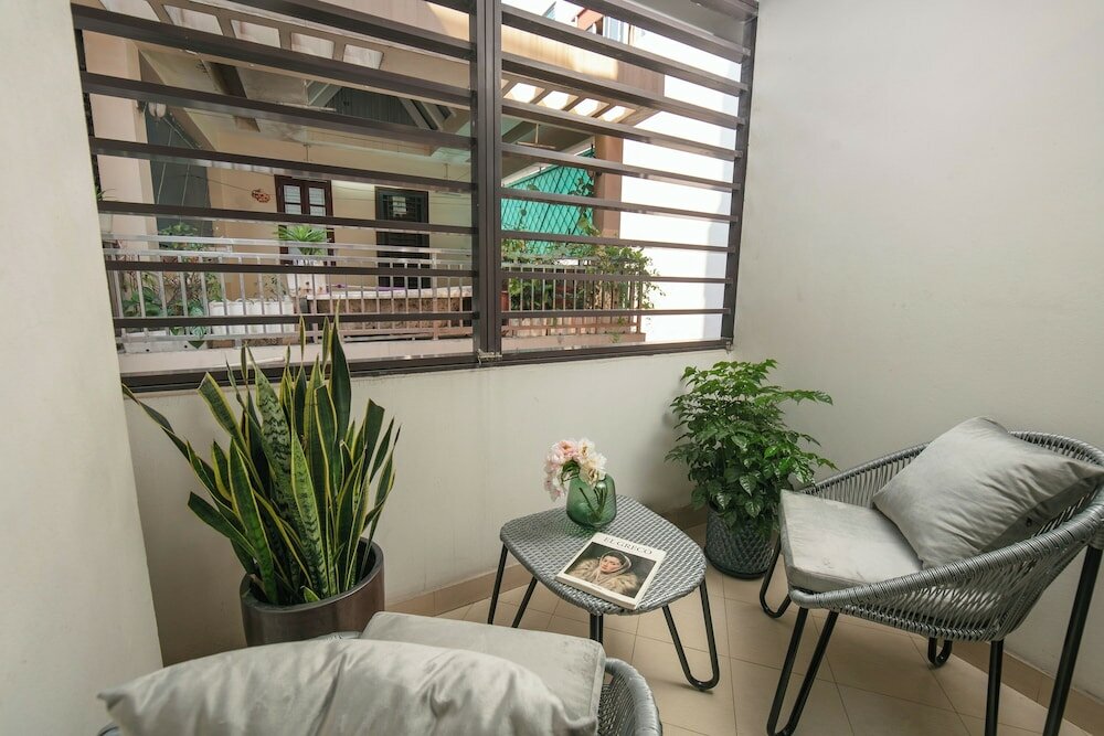 Фото Hb Serviced Apartment - 121b Quan Hoa
