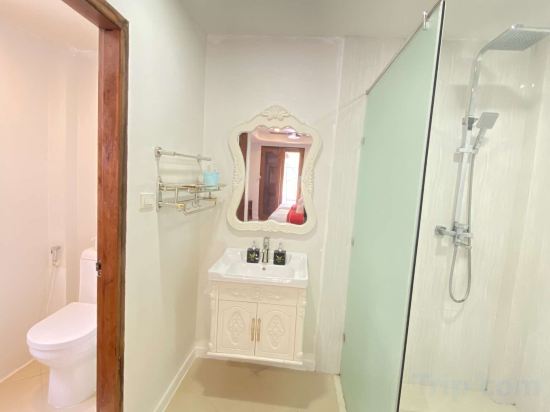 Фото Golden Lotus Namkhan View