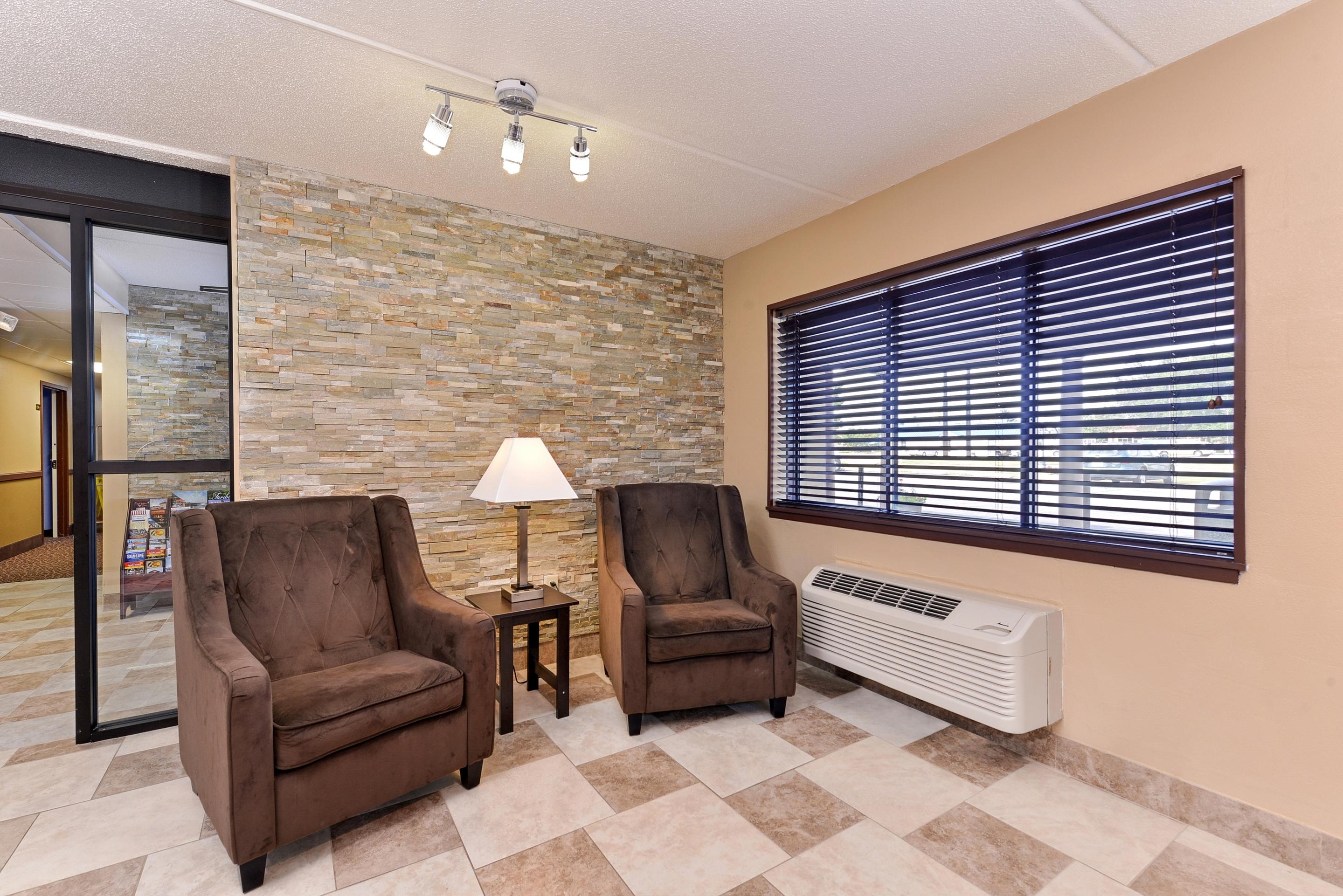 Фото Americas Best Value Inn Clear Lake