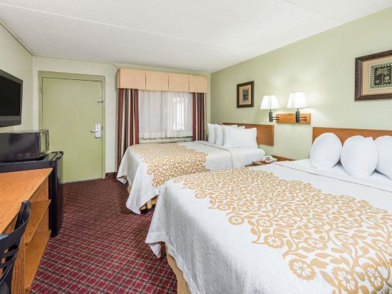 Фото Days Inn & Suites by Wyndham Springfield on I-44