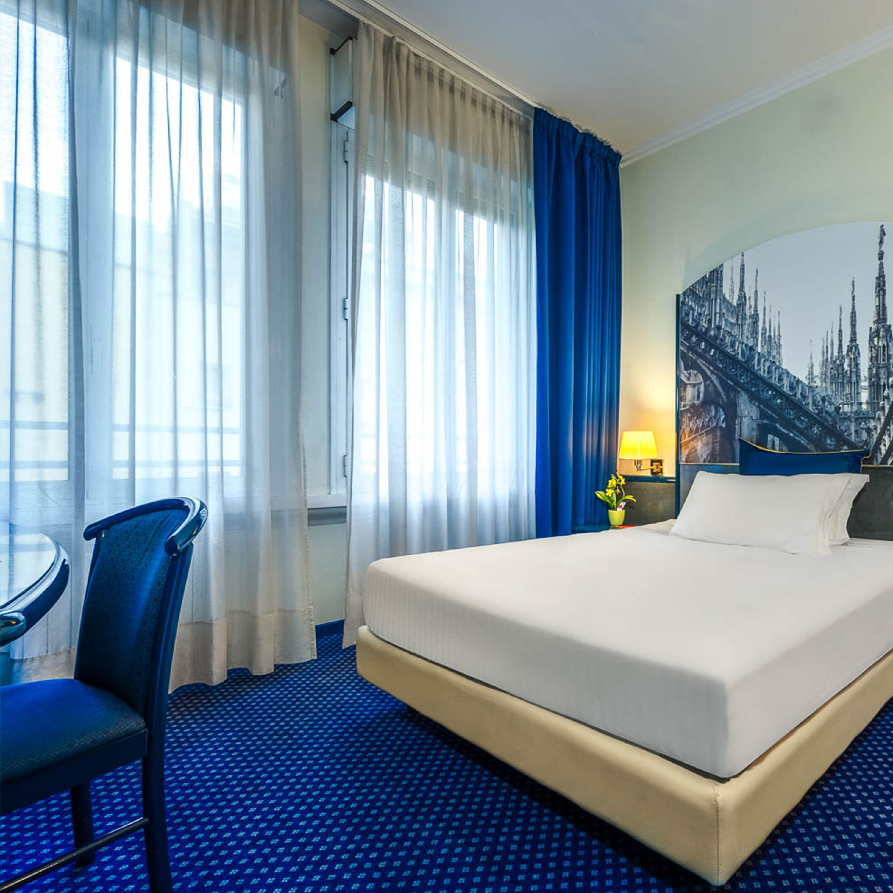 Фото отеля 2