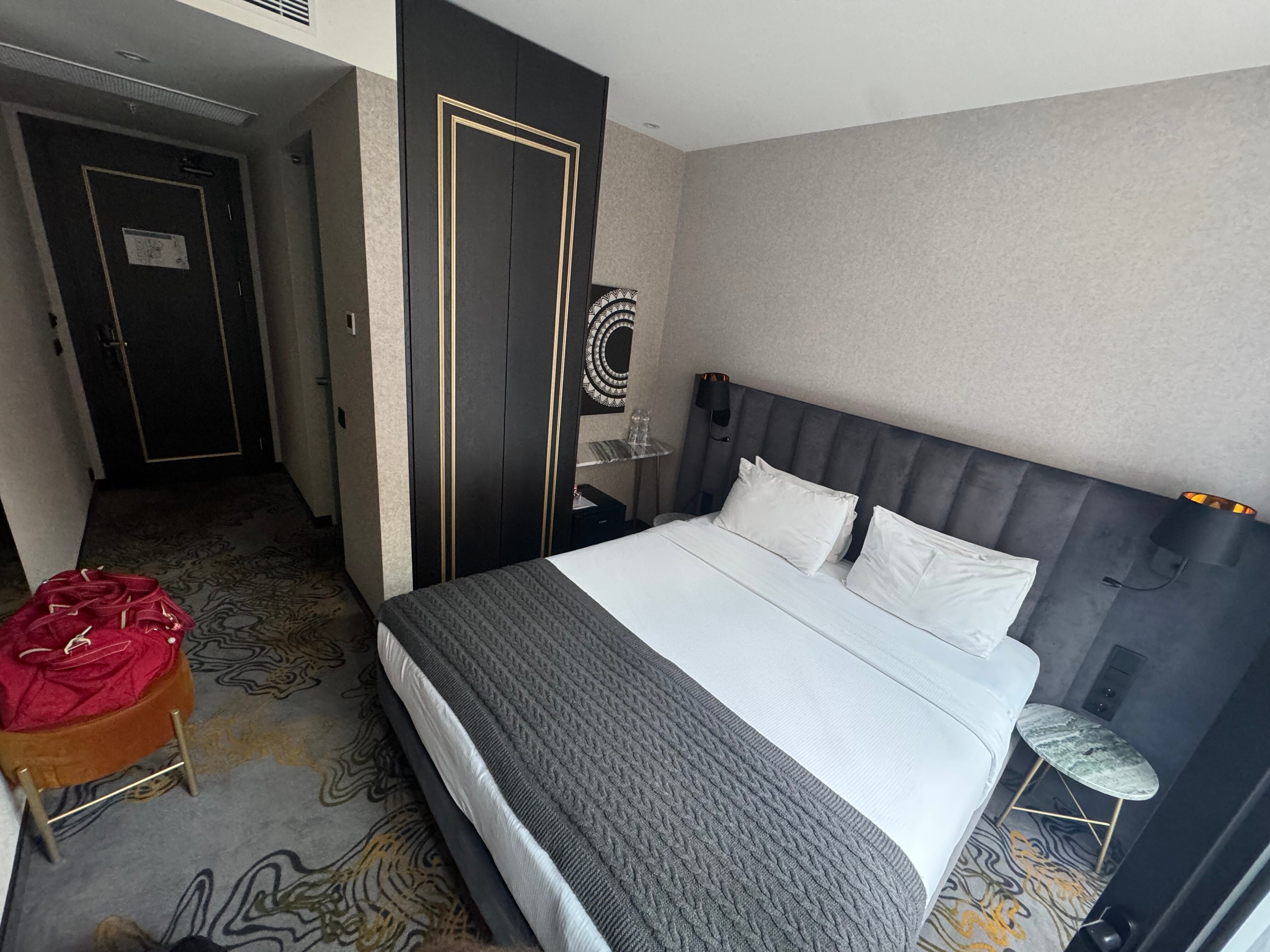 Фото Taberne Boutique Hotel 