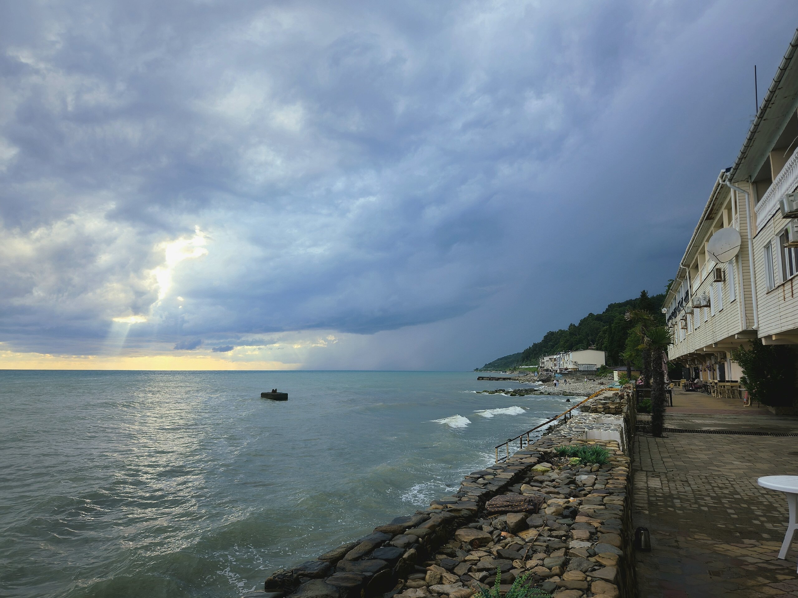 Фото Солнечный