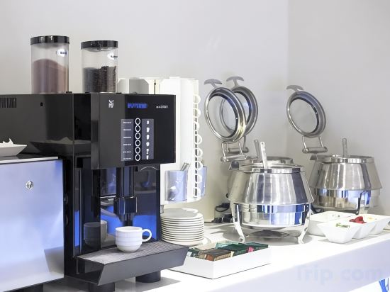 Фото The Grand Hotel Myeongdong