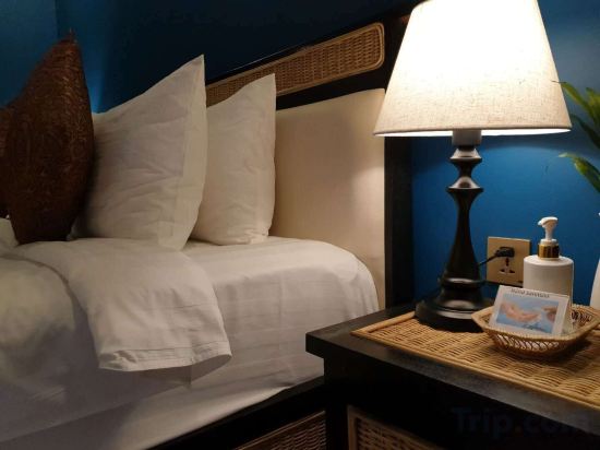 Фото Aristocrat Residence & Hotel