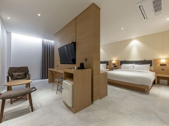 Фото Masan Daisy Hotel