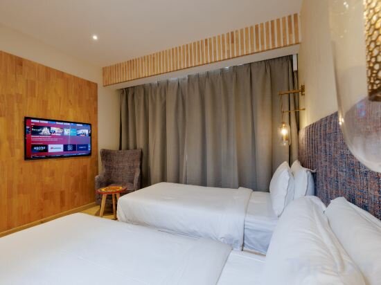 Фото Square hotel