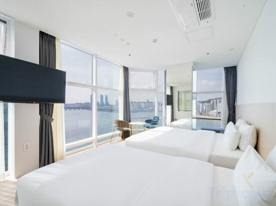 Фото Gwanganli Hotel Ocean View