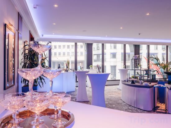 Фото Warwick Geneva