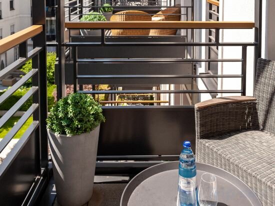 Фото Отель The Wellem