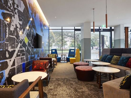 Фото Holiday Inn Express Sydney Airport, an Ihg Hotel