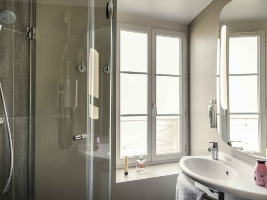 Фото ibis Paris Avenue de la Republique