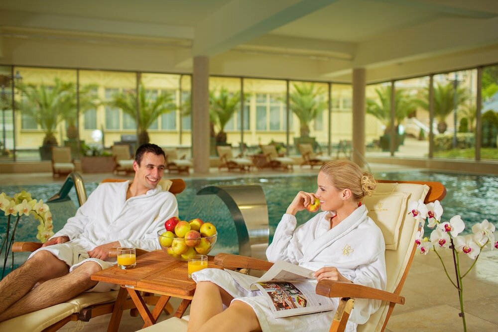 Фото Savoy Westend Hotel