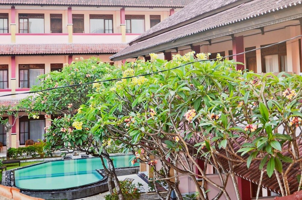 Фото Pesona Beach Inn