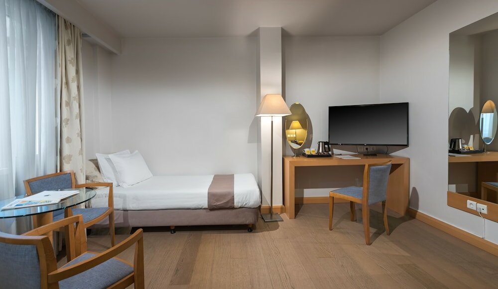 Фото Central Athens Hotel