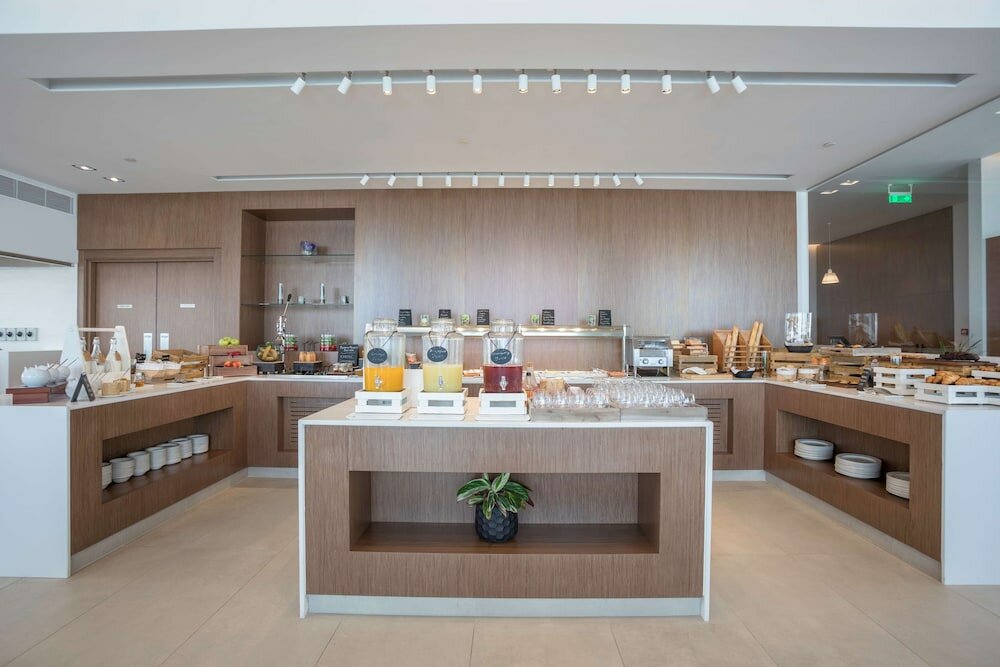 Фото Radisson Blu Hotel Larnaca