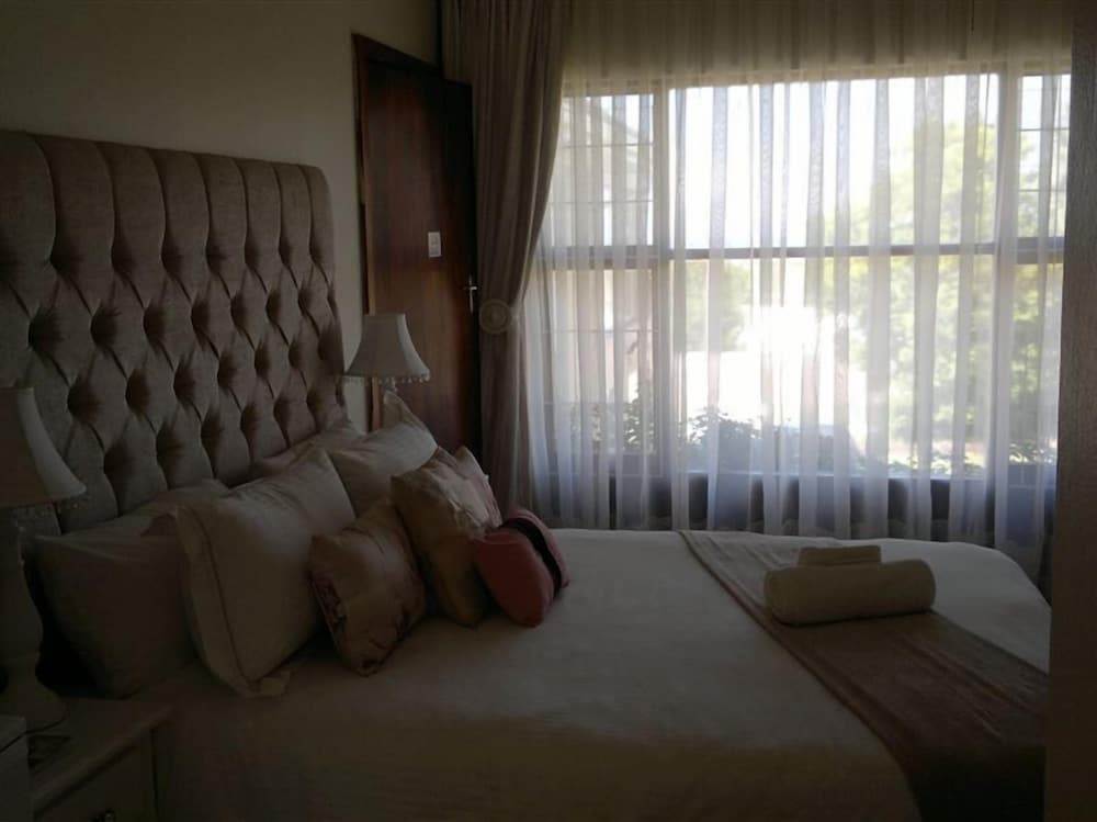 Фото Sunnyridge Lodge