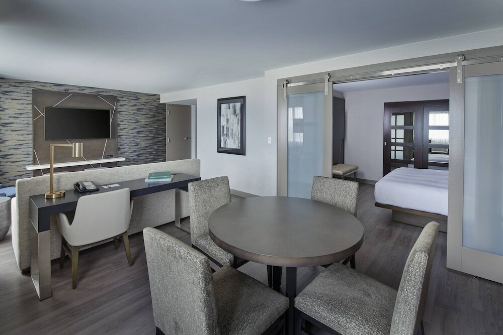 Фото Detroit Marriott Troy