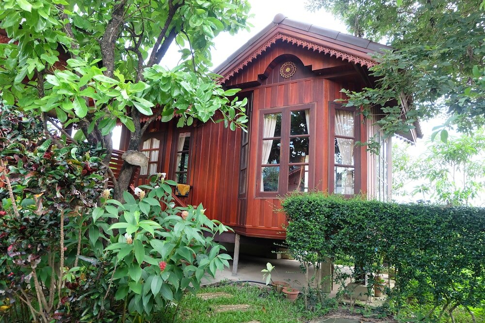 Фото Big Tree Resort