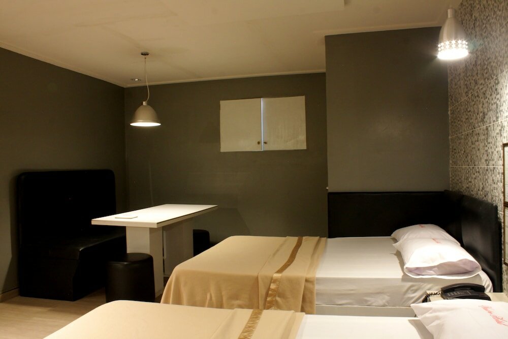 Фото New Winston Hotel