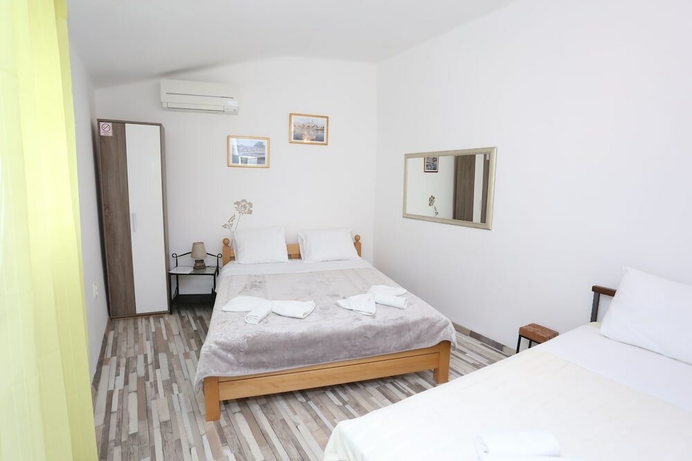 Фото Apartments Nikolla