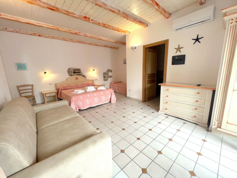 Фото Domus Olbia Inn