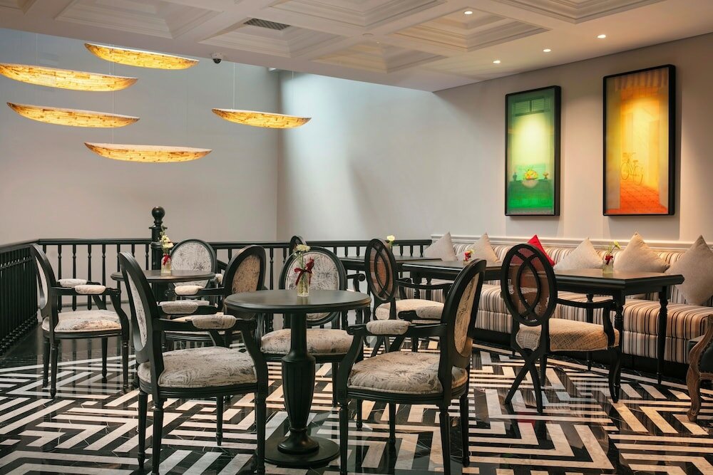 Фото T Boutique Hotel