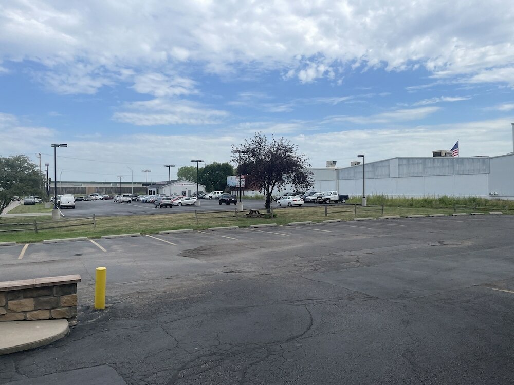 Фото Countryside Inn & Suites