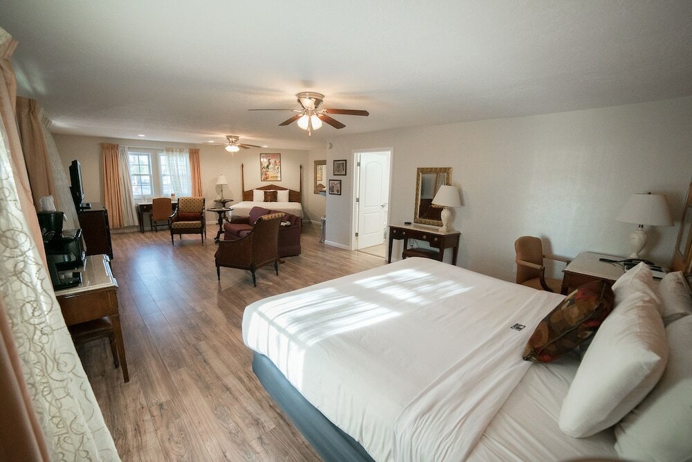 Фото Parry Lodge