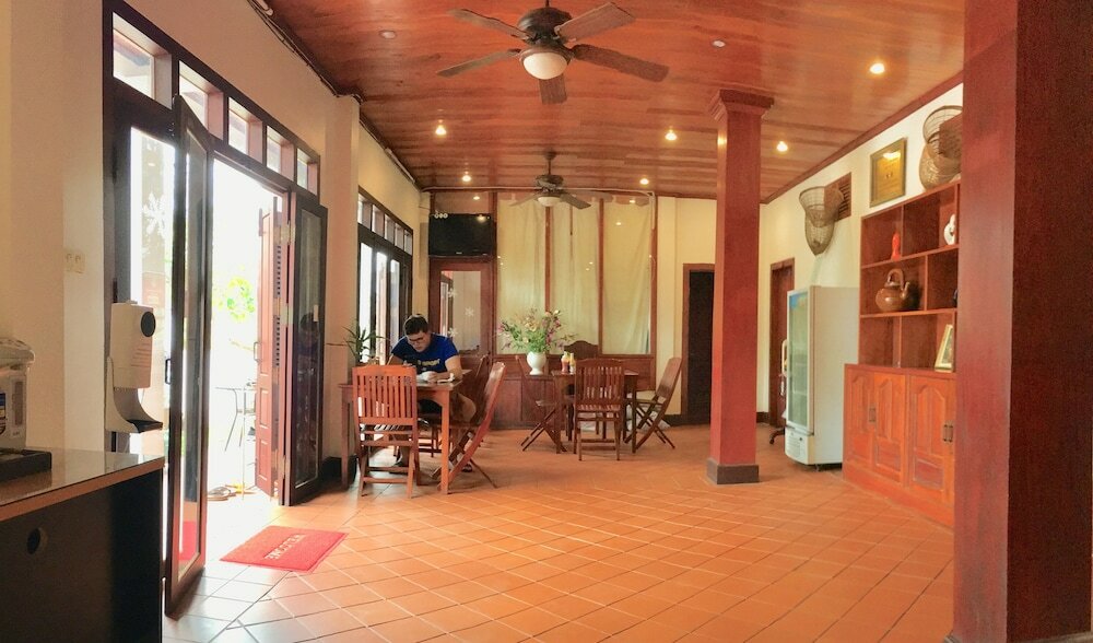 Фото Pangkham Lodge Hotel