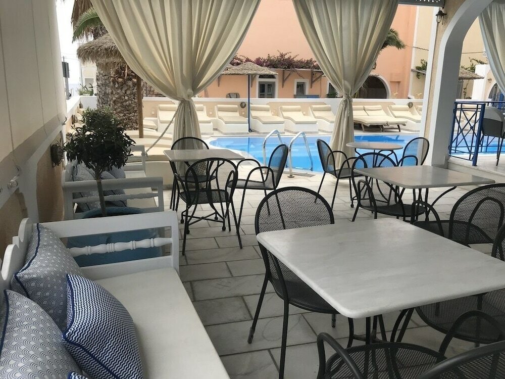 Фото Dioskouri Art Villas