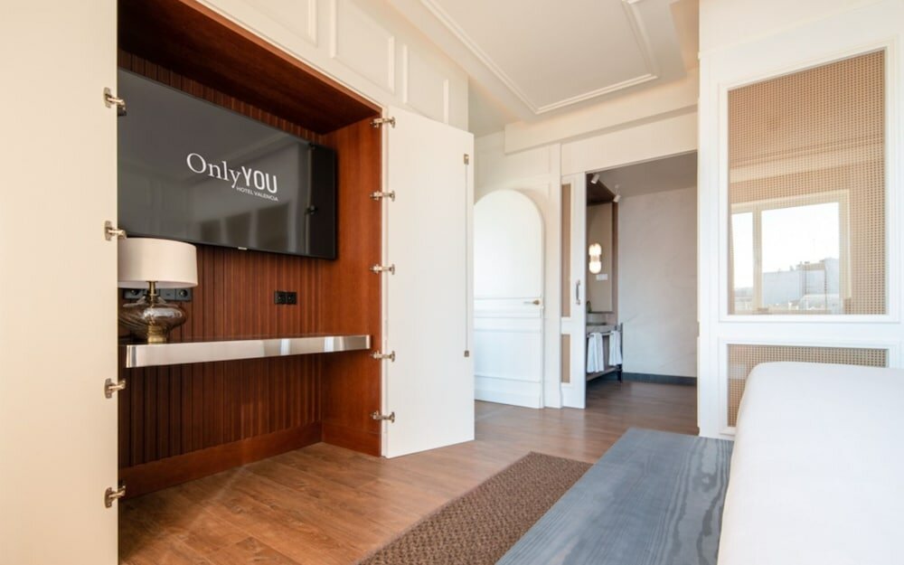 Фото Only You Hotel Valencia