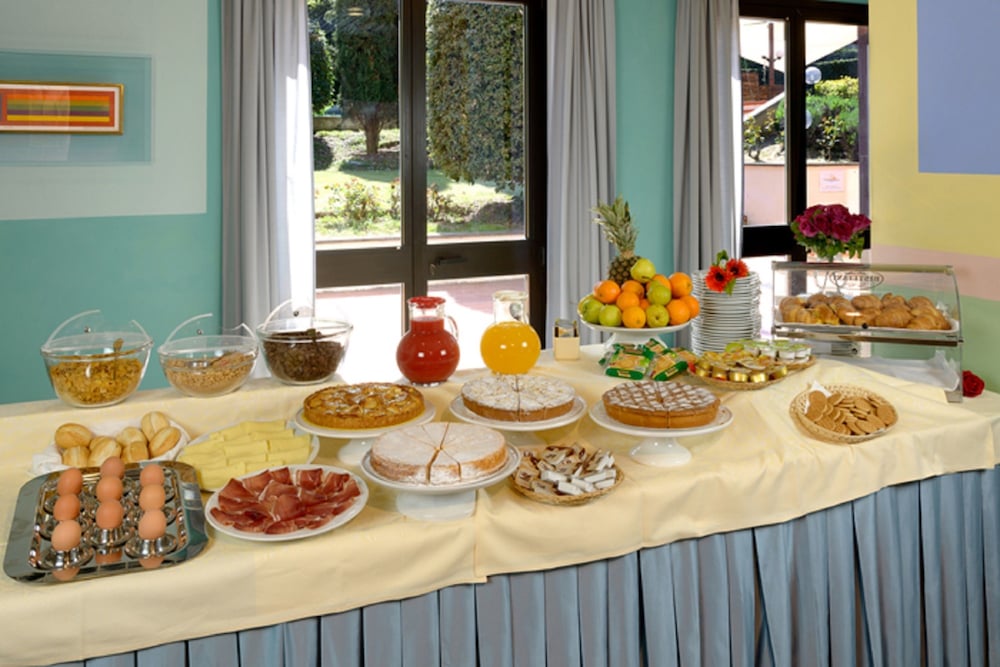 Фото Albornoz Palace Hotel Spoleto