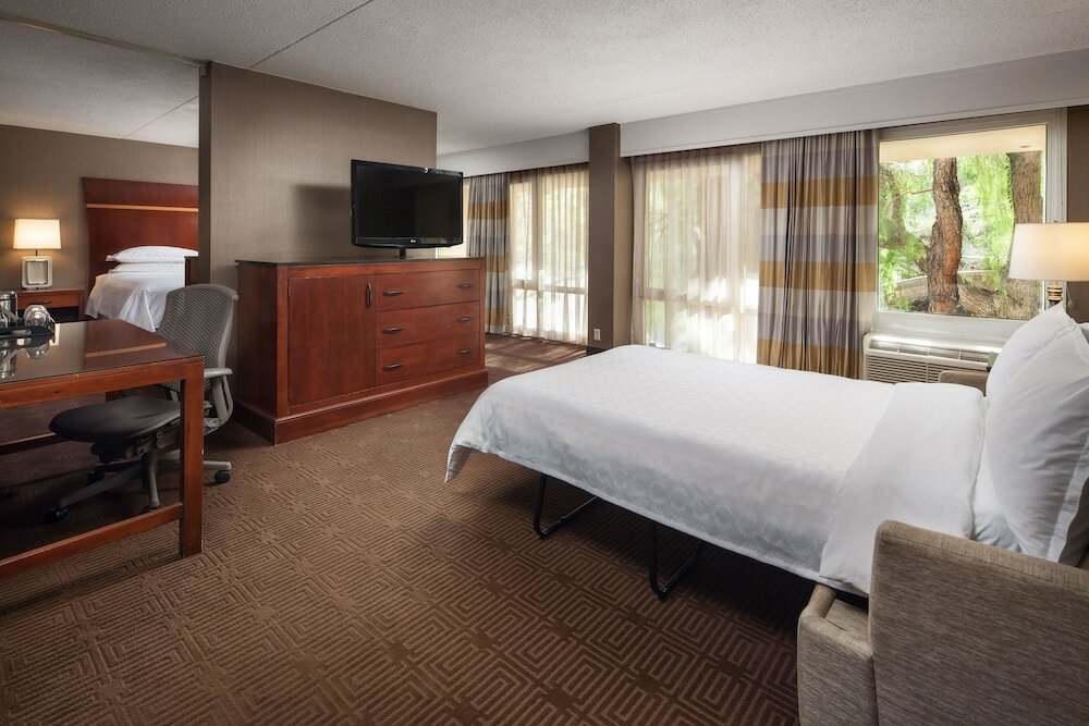 Фото Sheraton Agoura Hills Hotel