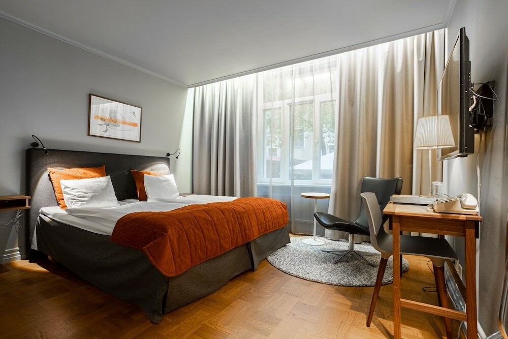 Фото отеля 2