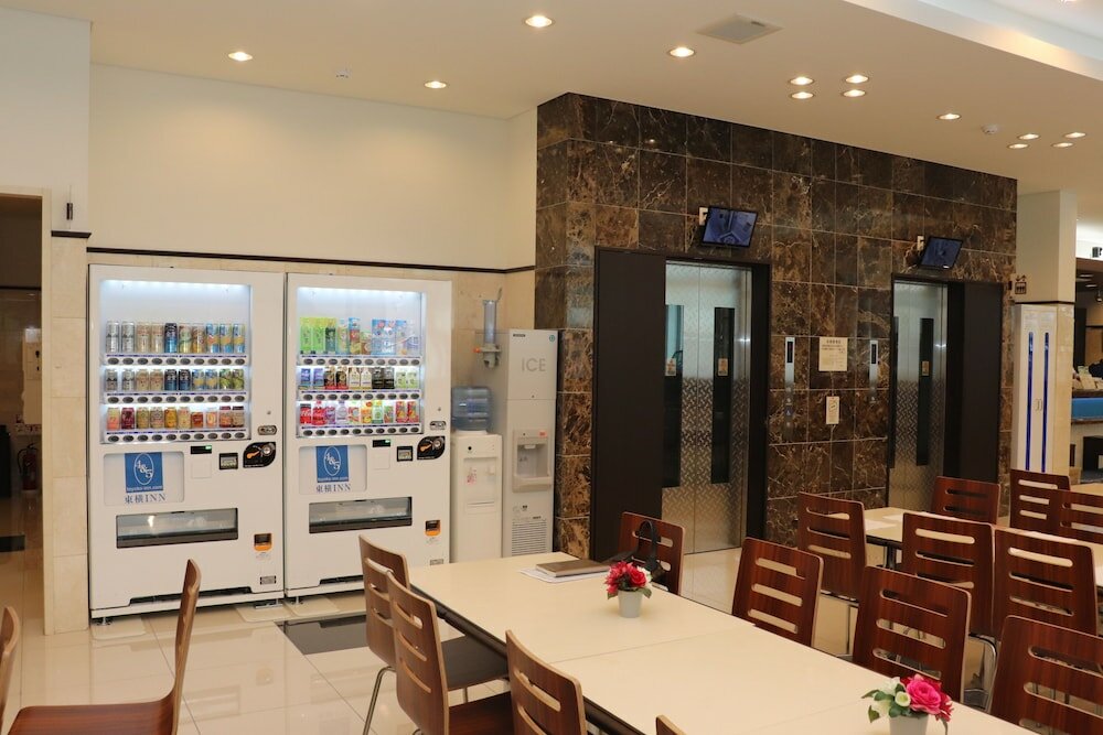 Фото Toyoko Inn Osaka Tenjimbashi-suji Rokuchome