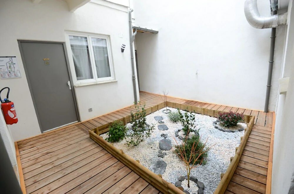 Фото La Fayette Hotel